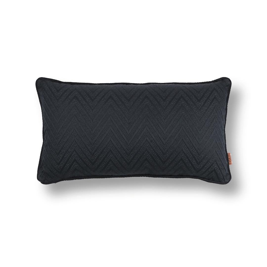 Fiona 35*65 Siyah Zigzag Saten Kırlent