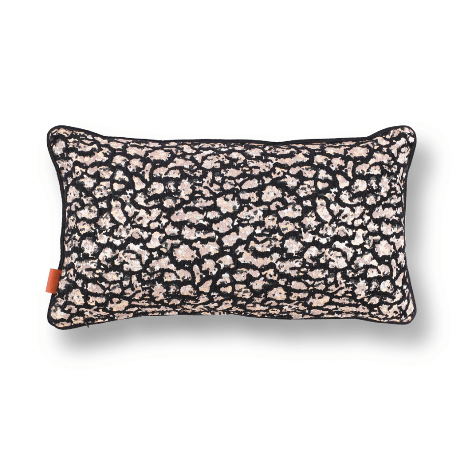 Vicente Leopar 35*65 Siyah Vİskon Kırlent