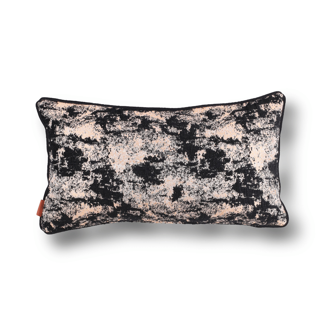 Vicente 35*65 Siyah Viskon Kırlent