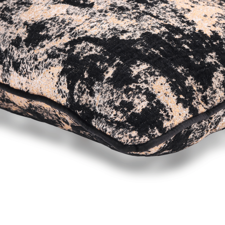 Vicente 35*65 Siyah Viskon Kırlent