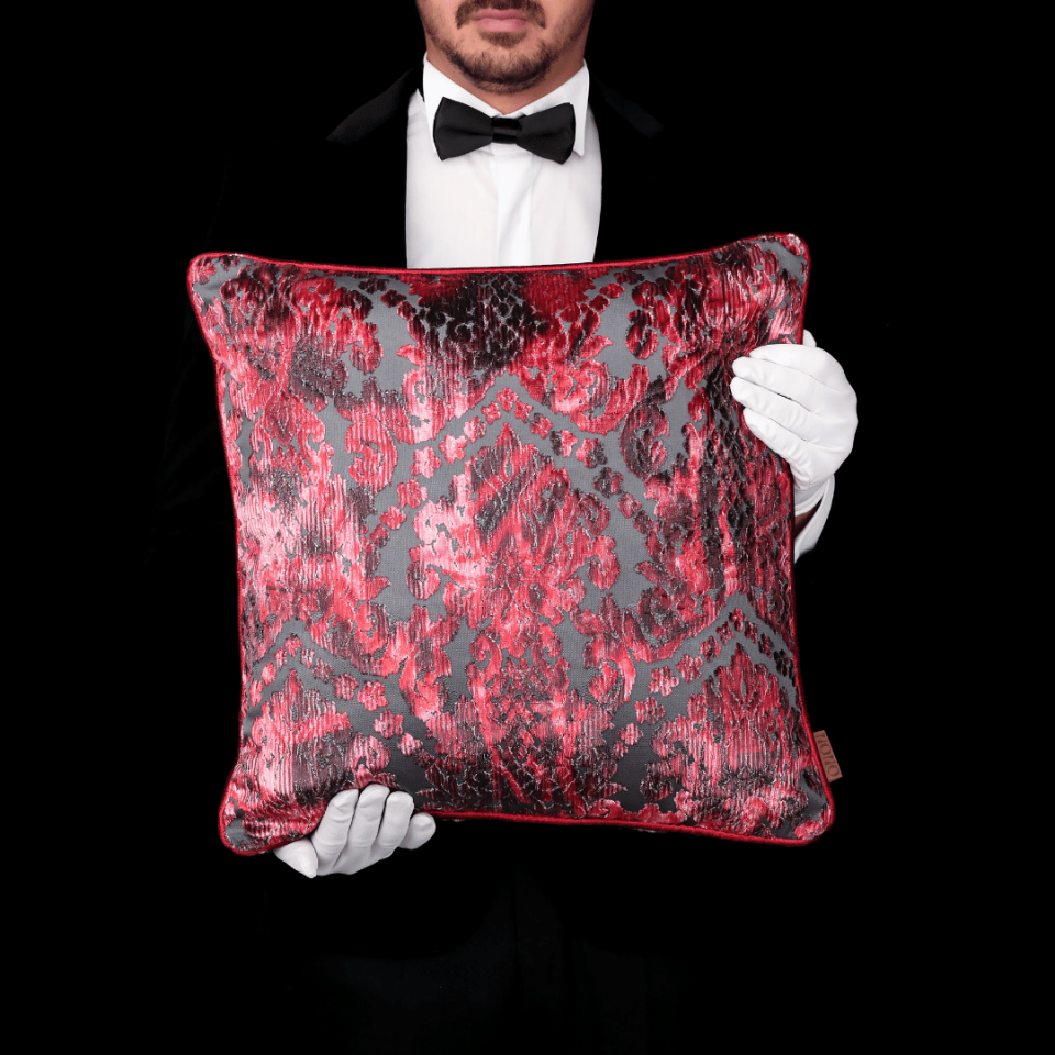 Celina Damask 50*50 Kırmızı Kadife Kırlent