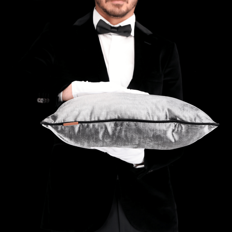 Aspen 50*50 Gri Kadife Kırlent