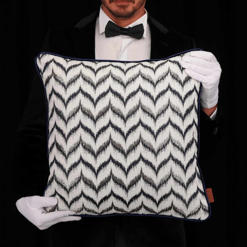 Vicente Zigzag 50*50 Beyaz Viskon Kırlent