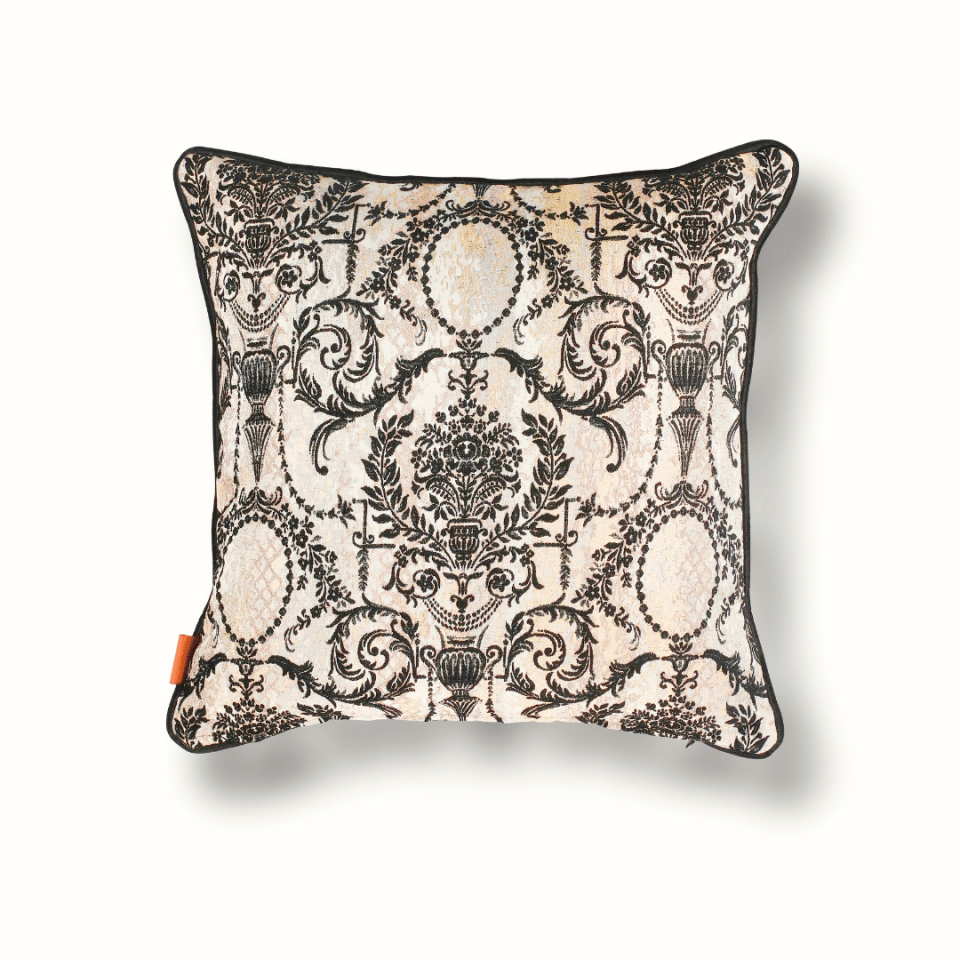 Vicente Vazo 50*50 Siyah Viskon Kırlent