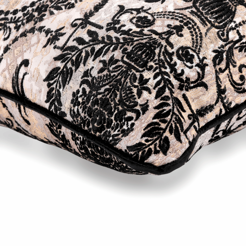 Vicente Vazo 50*50 Siyah Viskon Kırlent