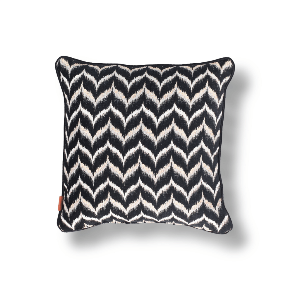 Vicente Zigzag 50*50 Siyah Viskon Kırlent