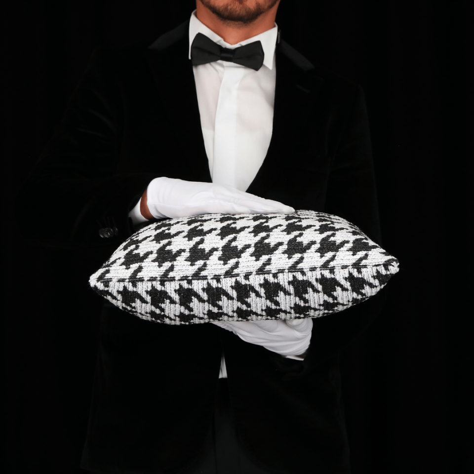 Baby 45*45 Siyah & Beyaz Kazayağı Kırlent