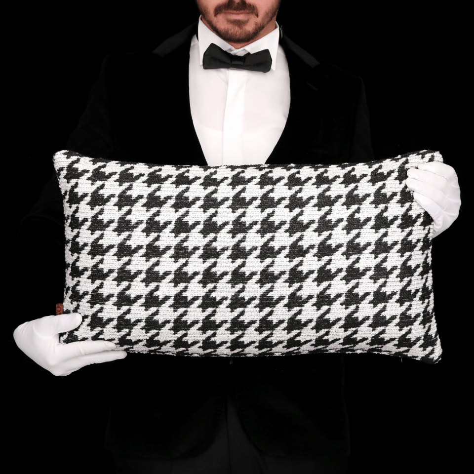 Baby 35*65 Siyah & Beyaz Kazayağı Kırlent