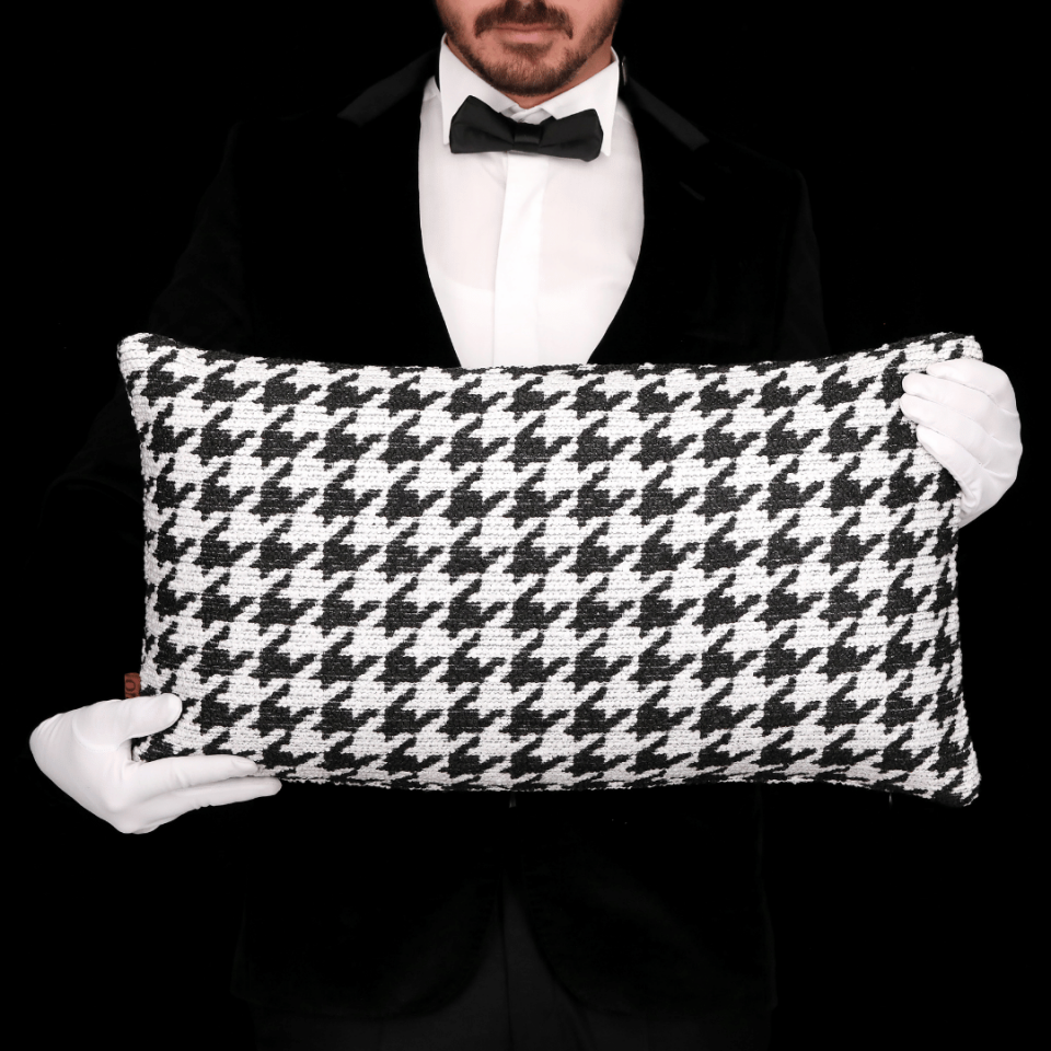 Baby 35*65 Siyah & Beyaz Kazayağı Kırlent 