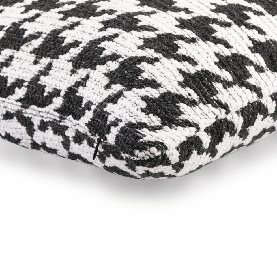 Baby 35*65 Siyah & Beyaz Kazayağı Kırlent