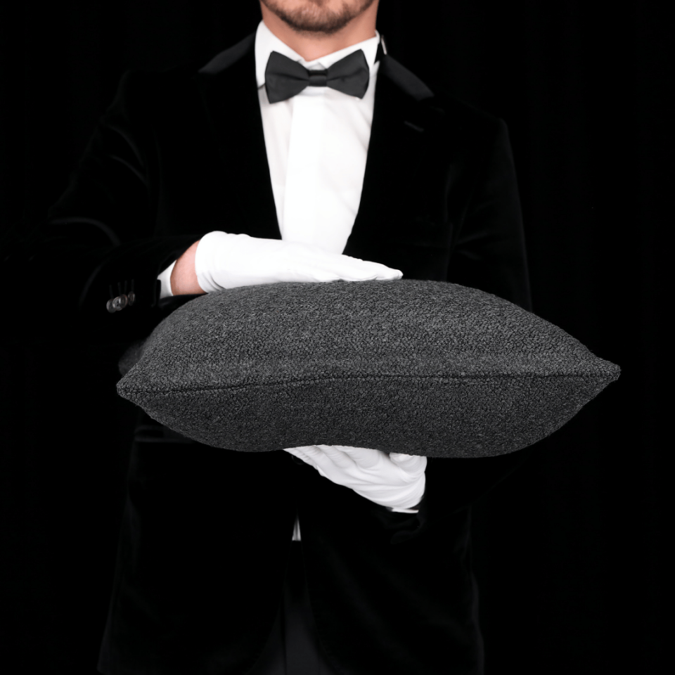 Bella 50*50 Siyah Bukle Kırlent