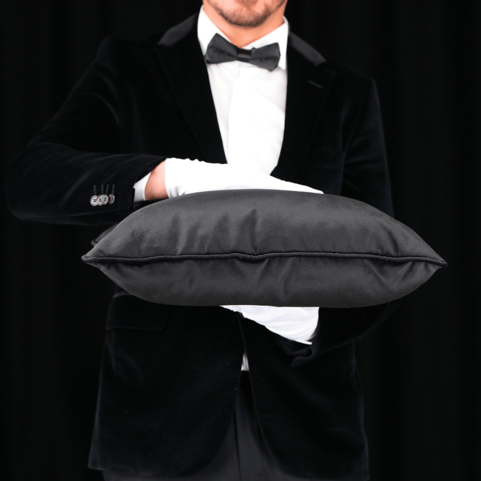 Hit 50*50 Siyah Kadife Kırlent