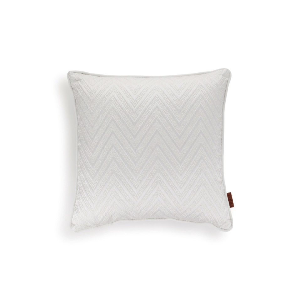 Fiona 45*45 Beyaz Zigzag Saten Kırlent