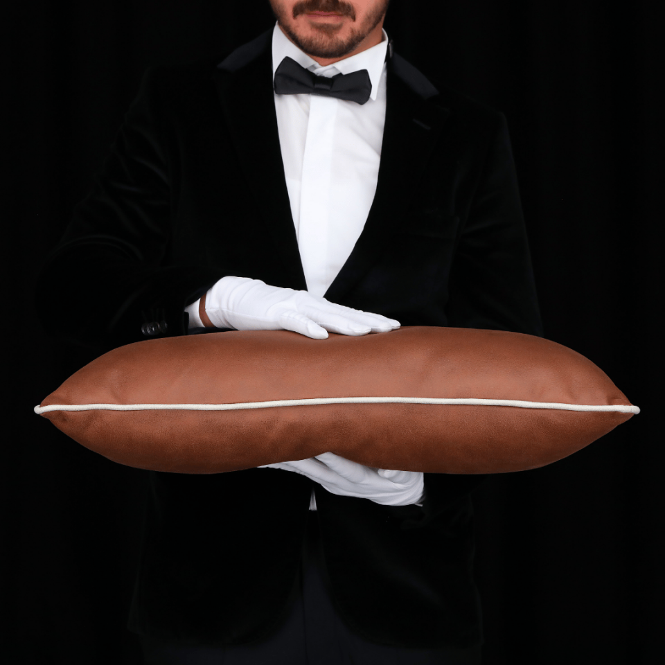 Country 35*65 Taba İtalyan Nubuk Kırlent