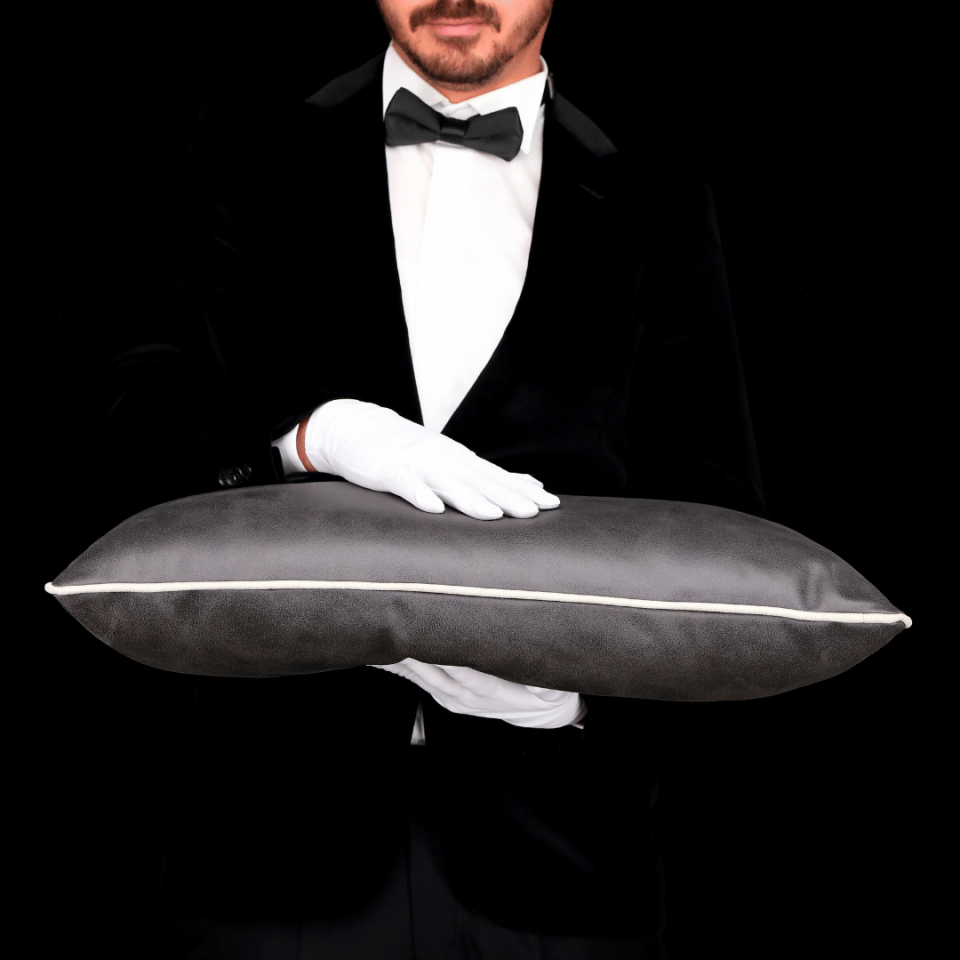 Country 35*65 Antrasit İtalyan Nubuk Kırlent