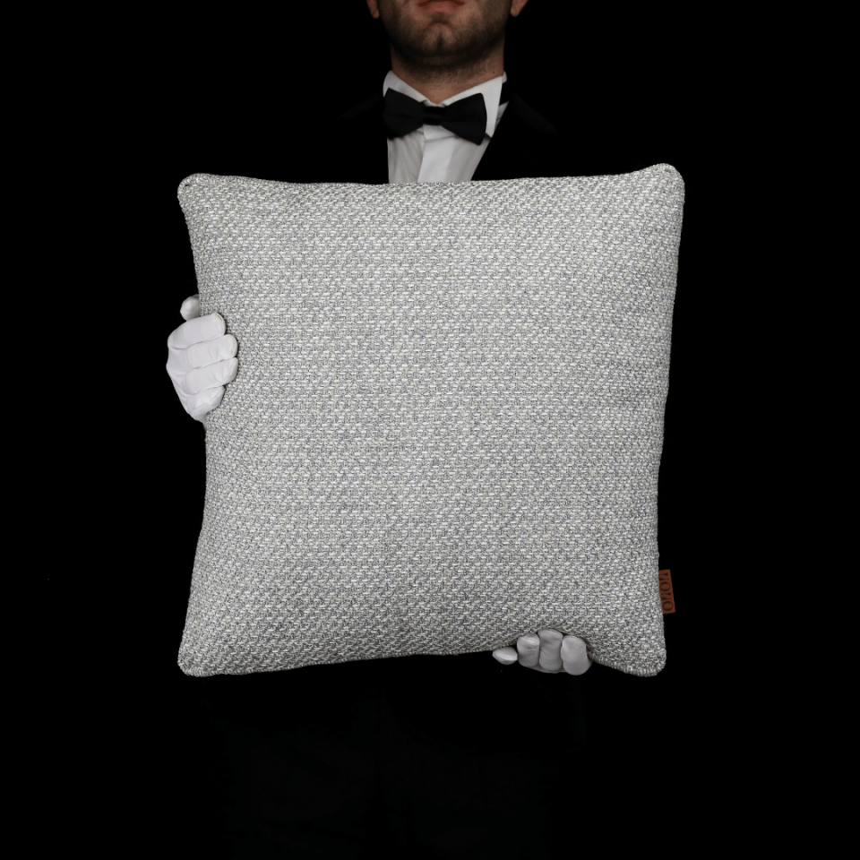 Mira 45*45 Gri Akrilik Keten Kırlent