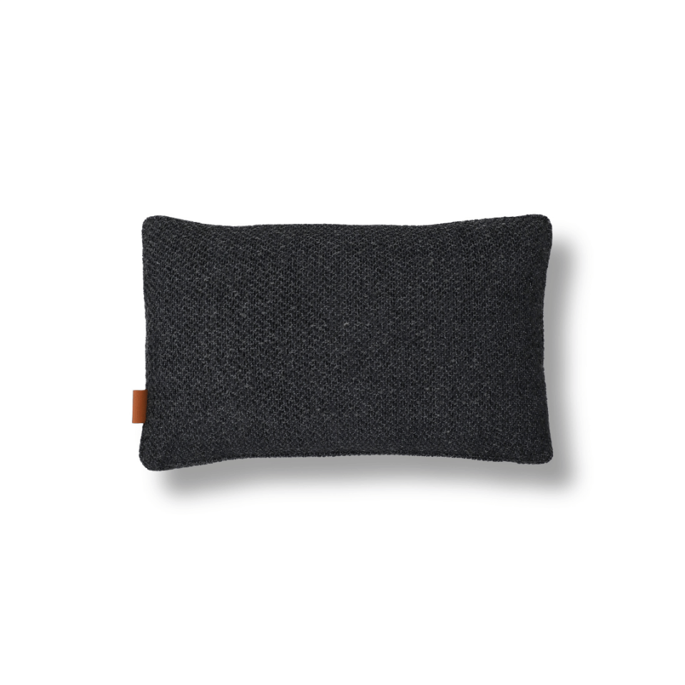 Mira 30*50 Siyah Akrilik Keten Kırlent