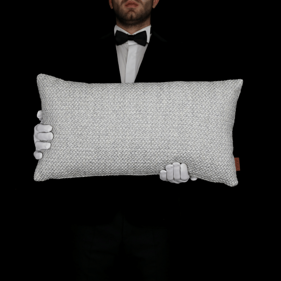 Mira 35*65 Gri Akrilik Keten Kırlent