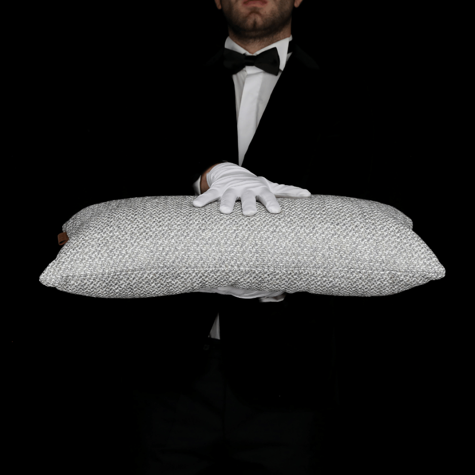 Mira 35*65 Gri Akrilik Keten Kırlent