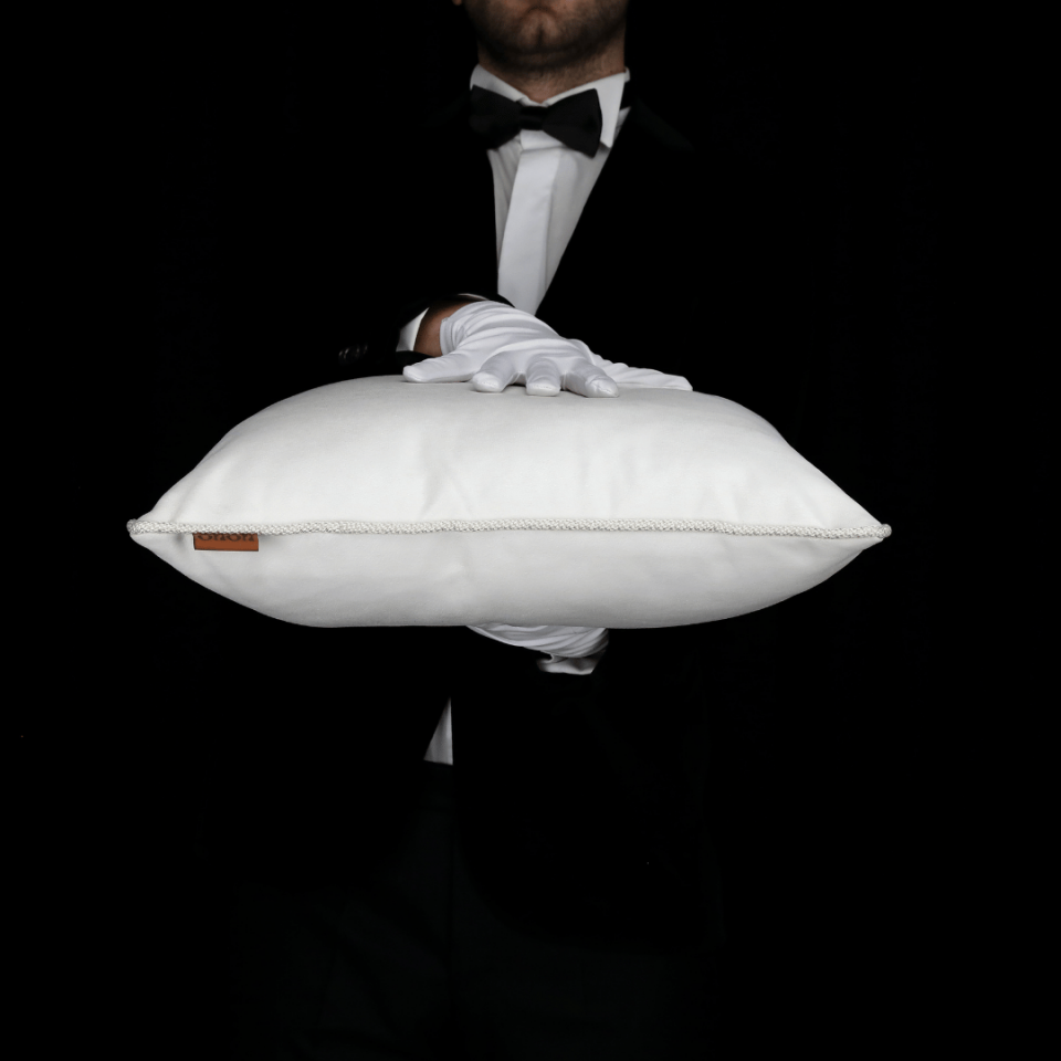 Nara 50*50 Bej Nubuk Kırlent