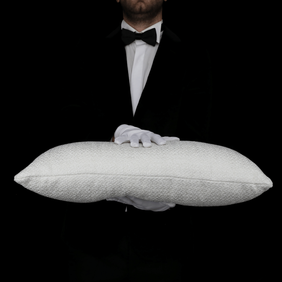 Mira 35*65 Beyaz Akrilik Keten Kırlent