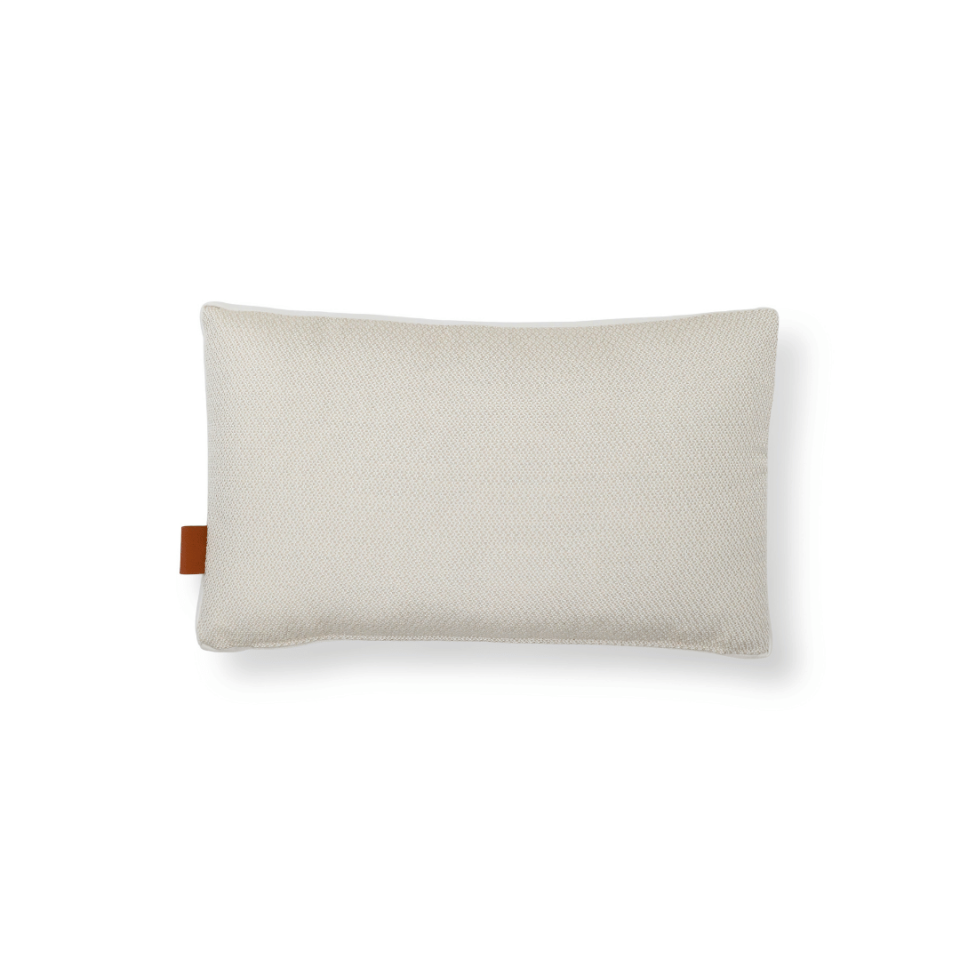 Lara 30*50 Bej Keten & Nubuk Kırlent