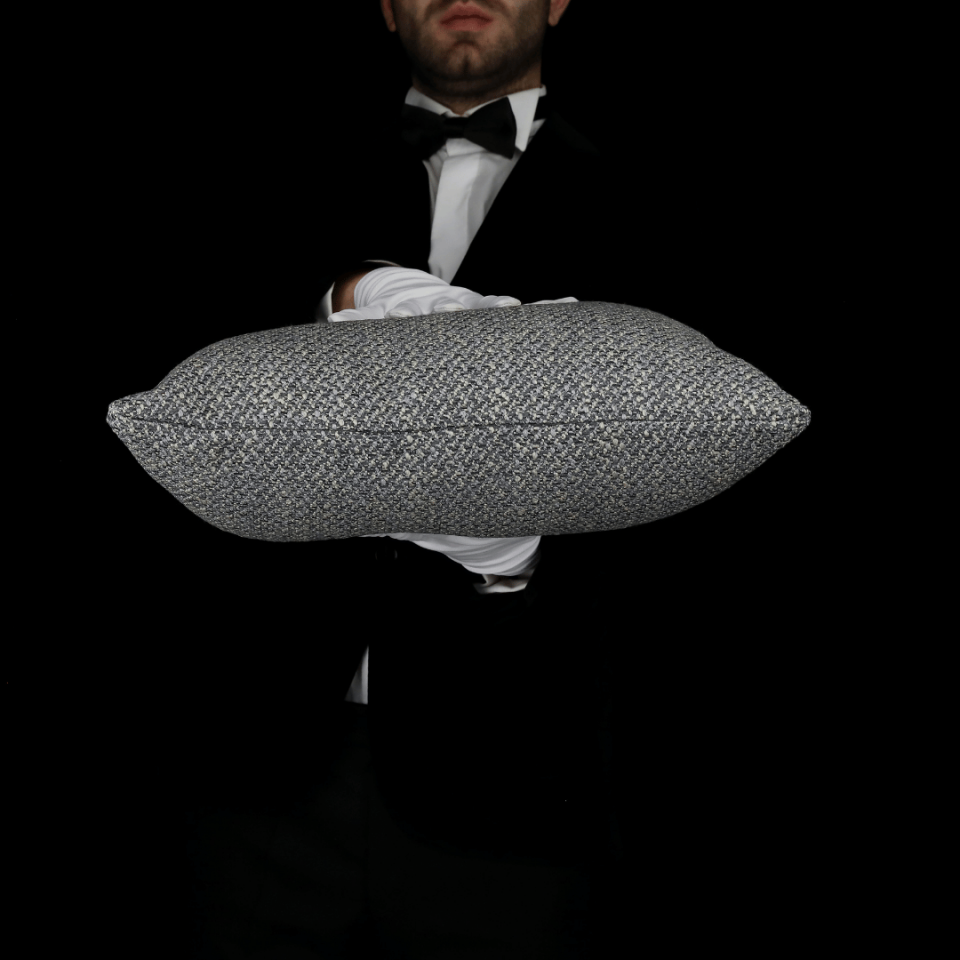 Mira 50*50 Koyu Gri Akrilik Keten Kırlent