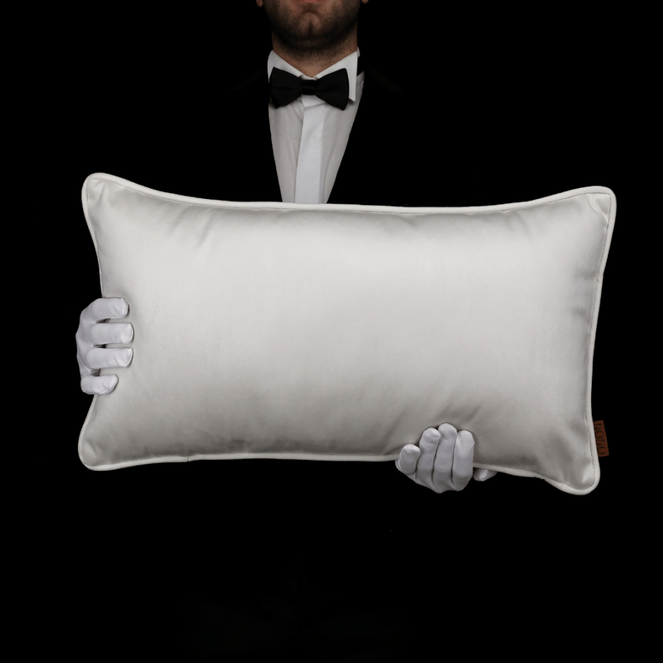 Lara 35*65 Bej Keten & Nubuk Kırlent