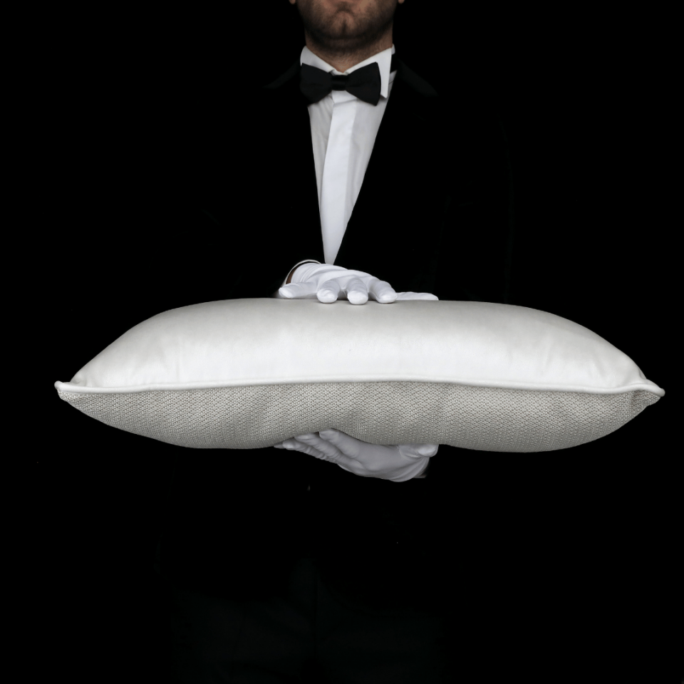 Lara 35*65 Bej Keten & Nubuk Kırlent