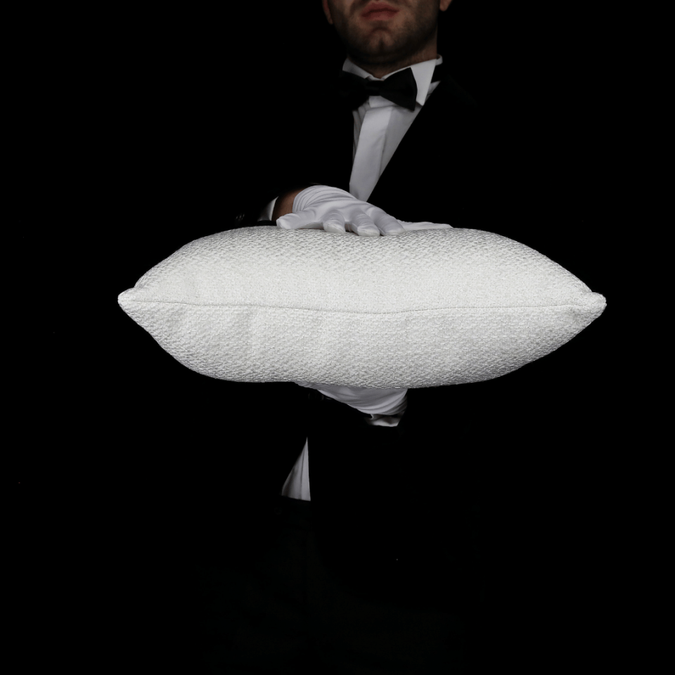 Mira 50*50 Beyaz Akrilik Keten Kırlent