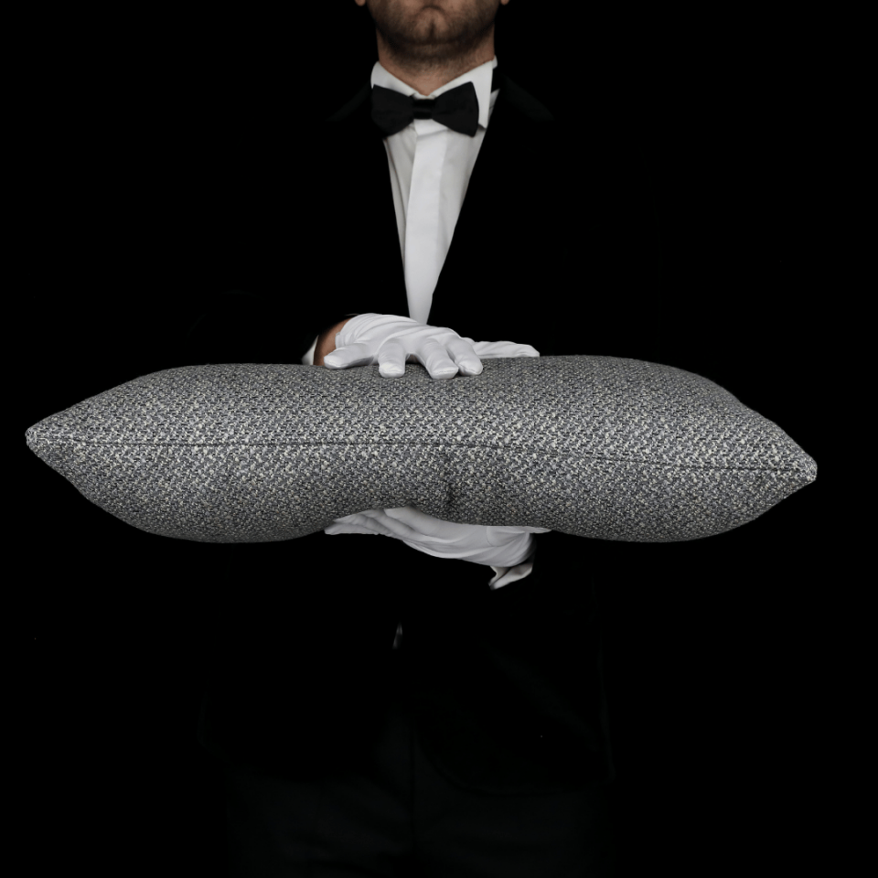 Mira 35*65 Koyu Gri Akrilik Keten Kırlent