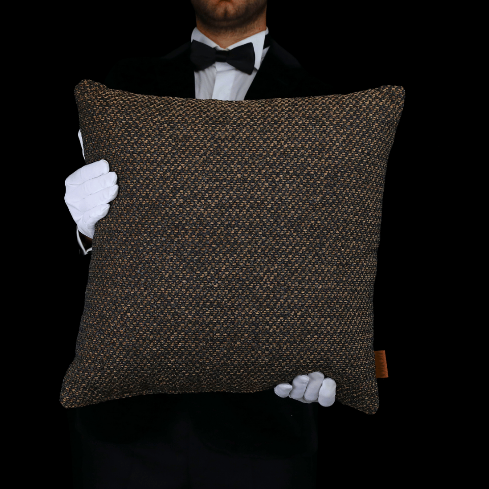 Mira 50*50 Kahve Akrilik Keten Kırlent