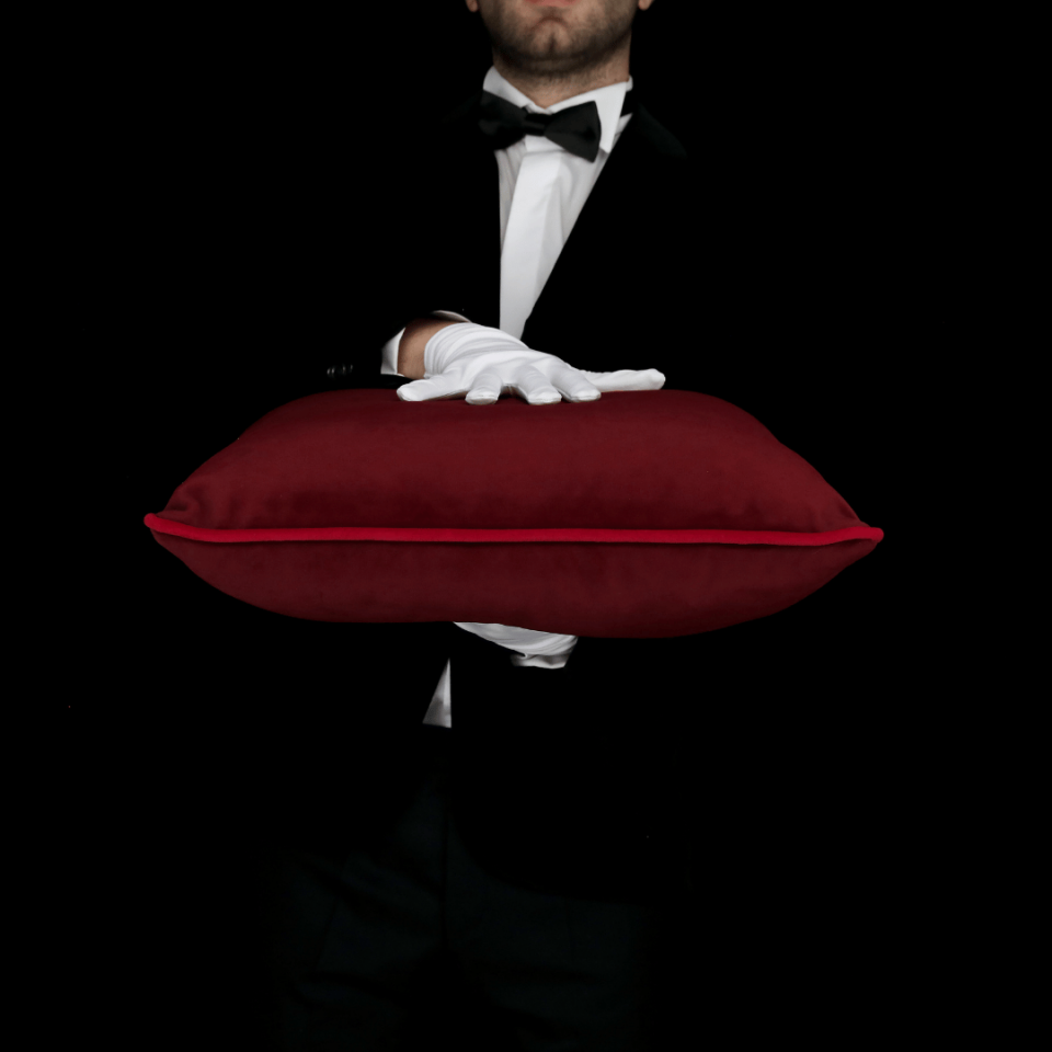 Bob 50*50 Bordo Kadife Kırlent