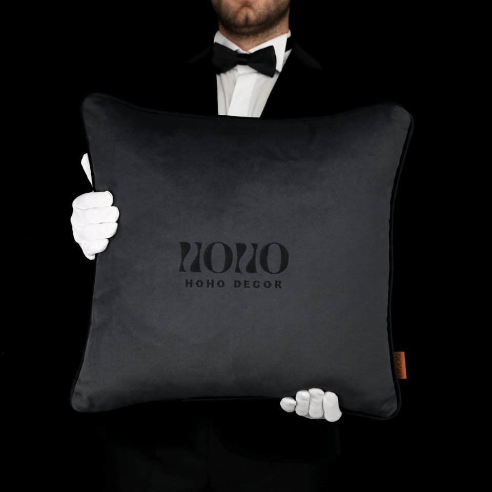 Bob 50*50 Koyu Gri Kadife Kırlent