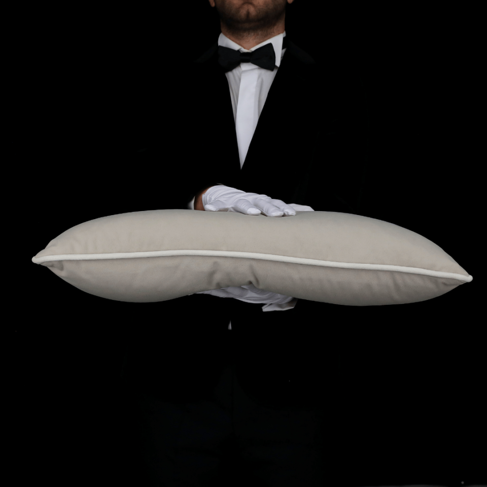 Bob 35*65 Taş Kadife Kırlent