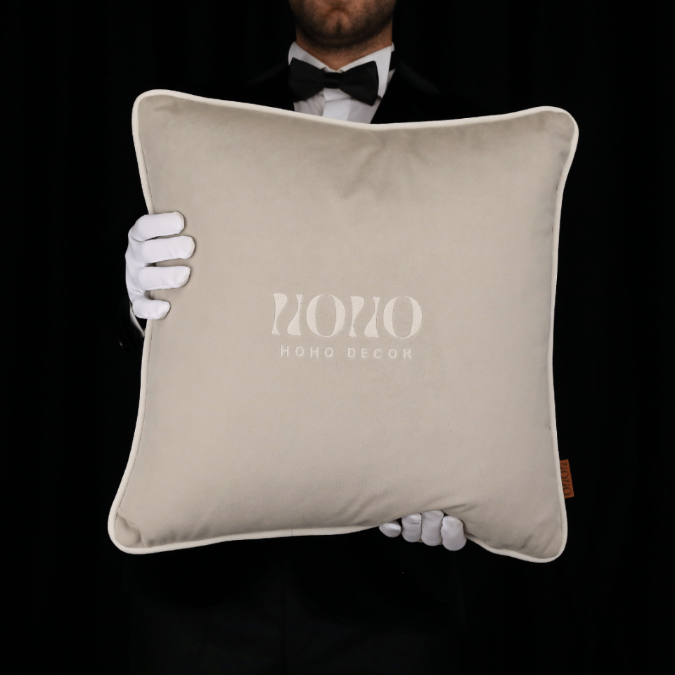 Bob 50*50 Taş Kadife Kırlent