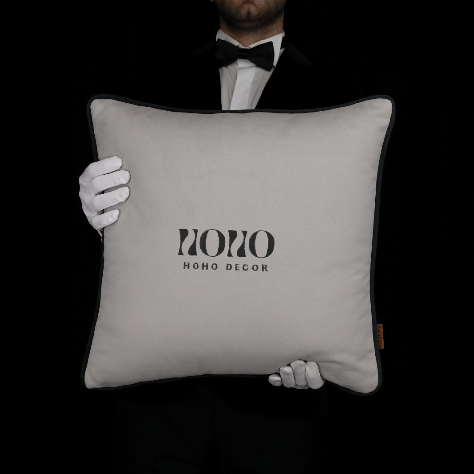 Bob 50*50 Gri Kadife Kırlent