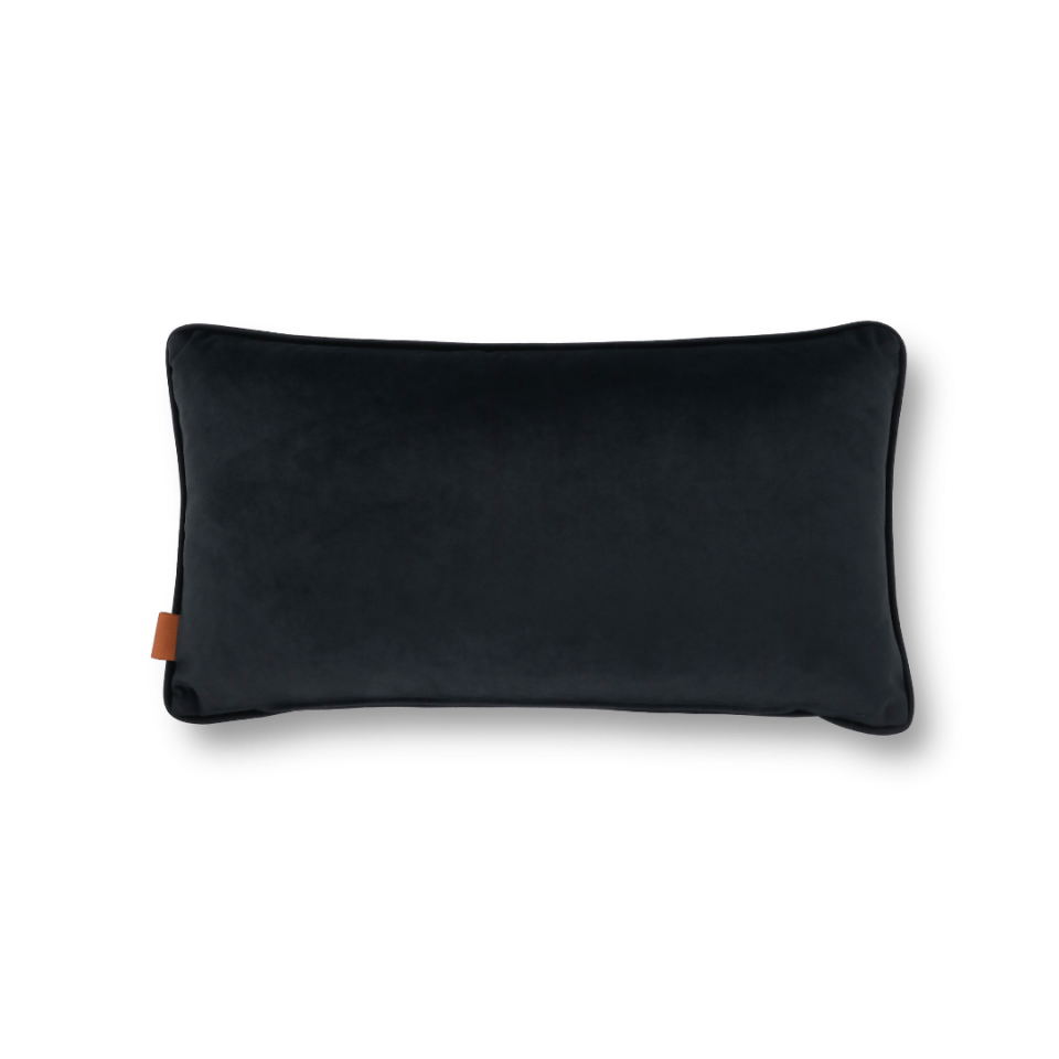 Bob 35*65 Siyah Kadife Kırlent